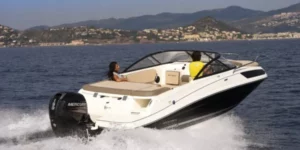 bateau-bayliner-VR5-cuddy-outboard