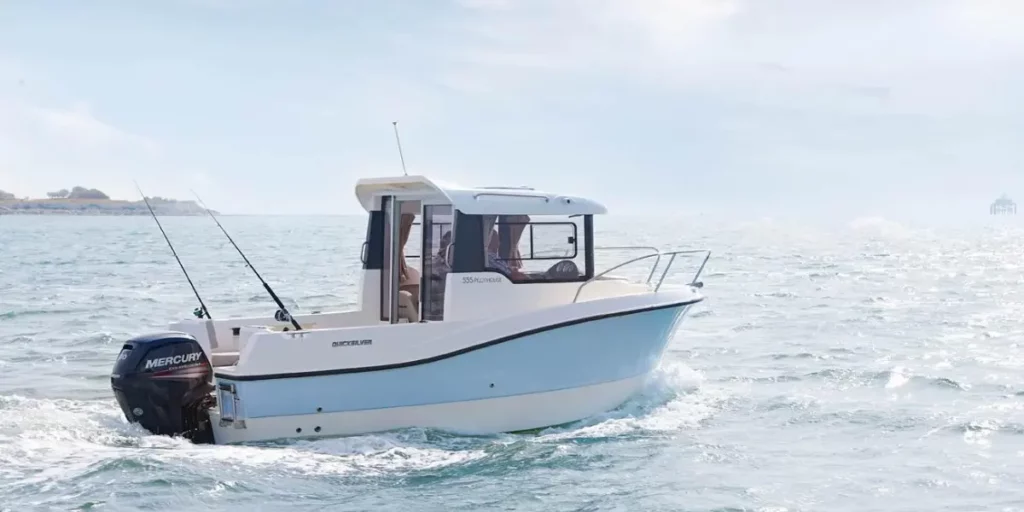 Quicksilver 555 Pilothouse