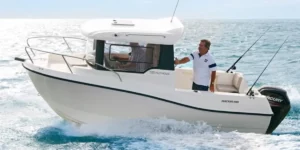 Quicksilver 555 Pilothouse 2